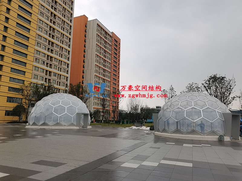 無線創(chuàng)智城市功能空間業(yè)態(tài)優(yōu)化五星集市etfe膜結(jié)構(gòu)工程